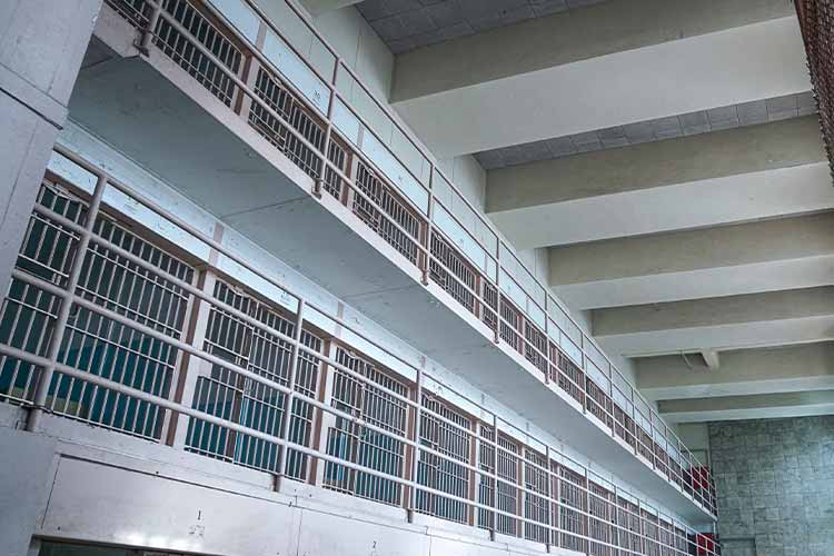 Clock server for correctional facility synchronized clock systems