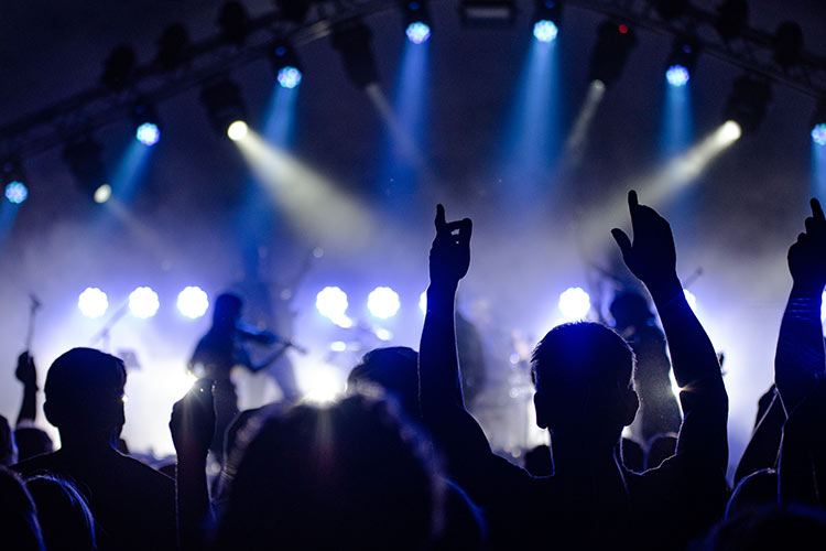Entertainment Venue Time Synchronization Solution